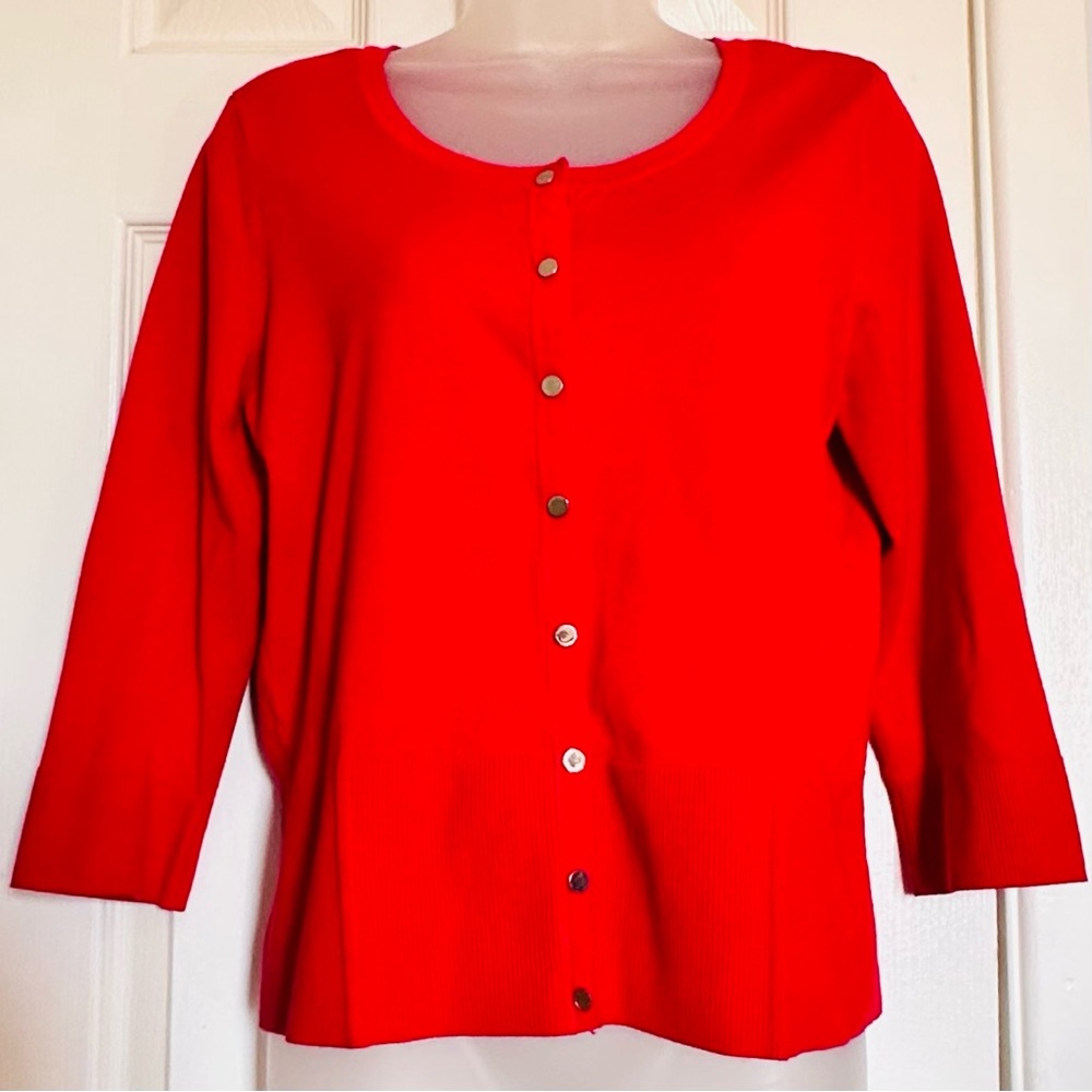White House Black Market Scarlet Snap Front Sweater - Picture 1 of 4
